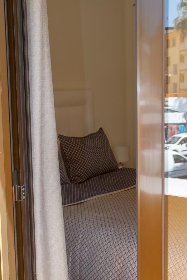 Lydia Uno Apartment Торемолинос Екстериор снимка
