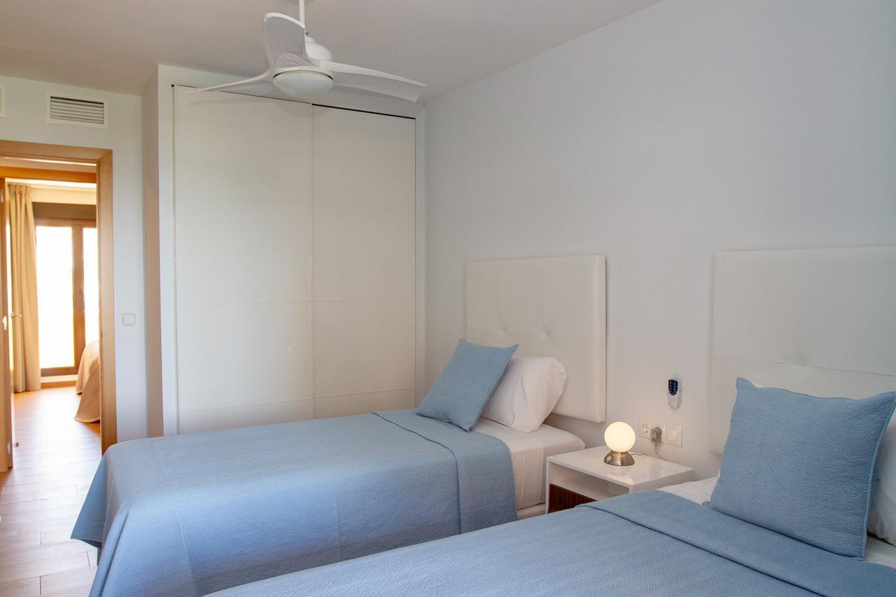 Lydia Uno Apartment Торемолинос Екстериор снимка
