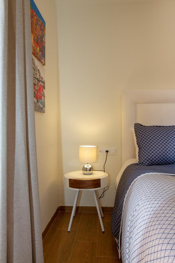 Lydia Uno Apartment Торемолинос Екстериор снимка