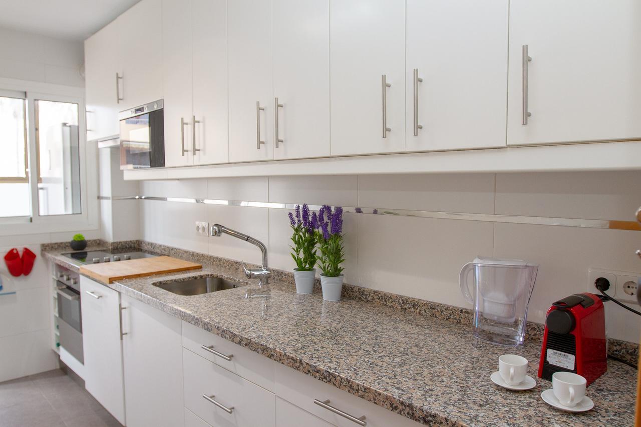 Lydia Uno Apartment Торемолинос Екстериор снимка