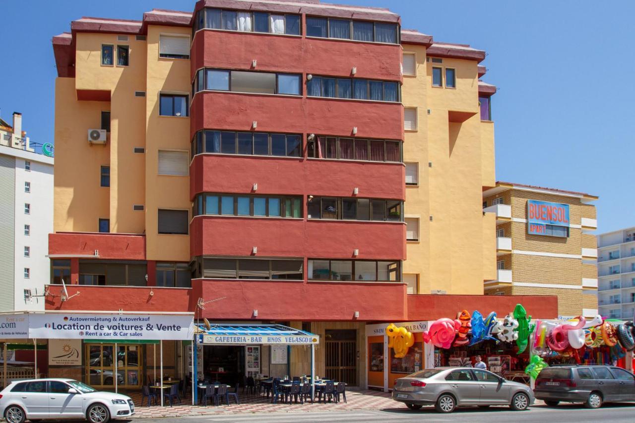 Lydia Uno Apartment Торемолинос Екстериор снимка